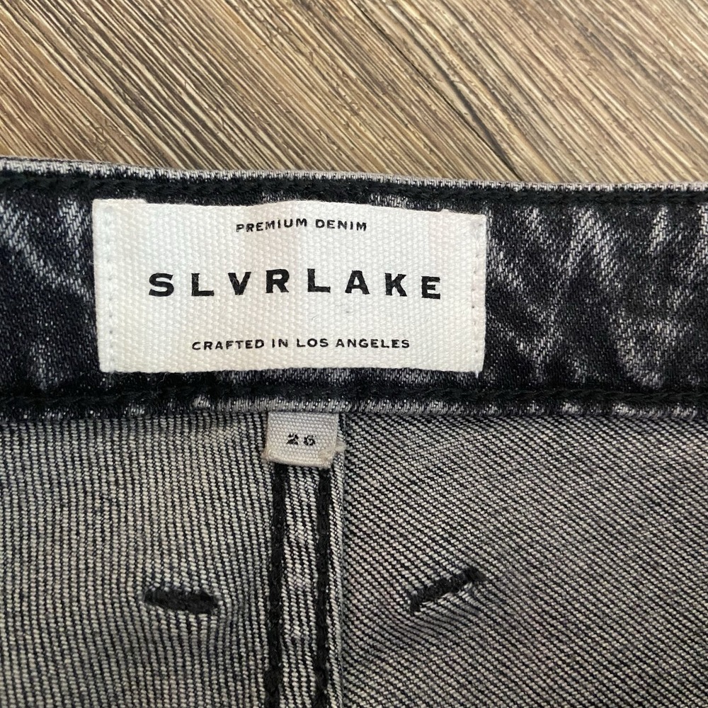 SLVRLAKE Lou Lou Slim Straight Jeans In River‎ Moon Grey Wash Size 26 - Picture 4 of 9